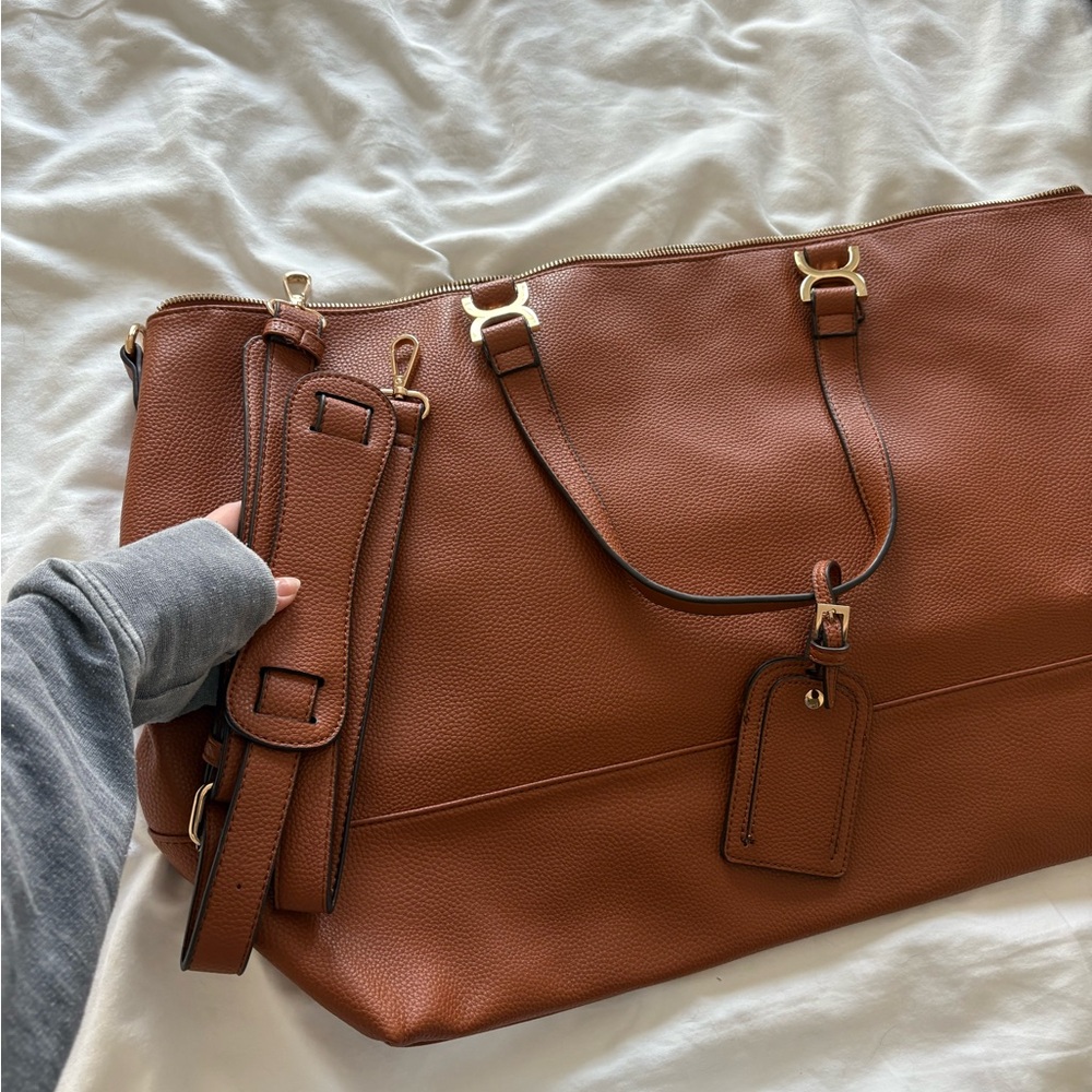 Women's Large Brown Tote Bag - Classic Faux Leather Travel Tote - Picture 8 of 9